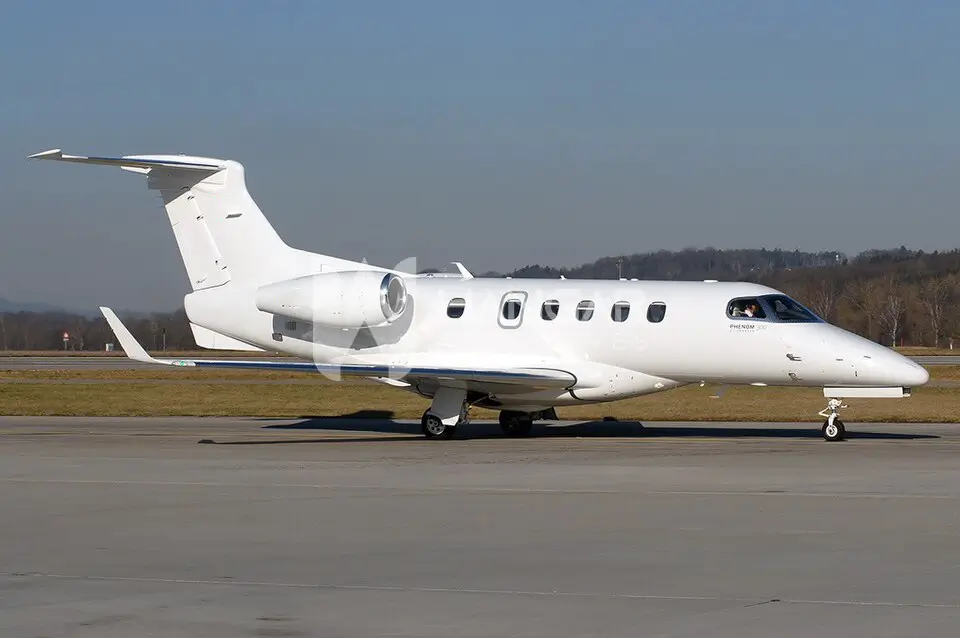 2015 Embraer Phenom 300