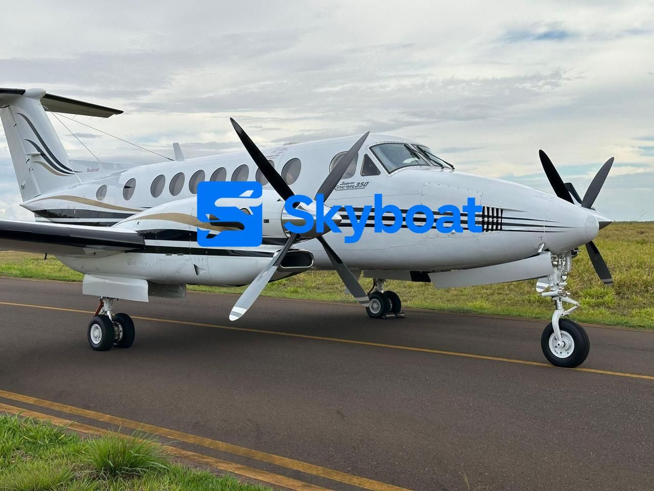 2000 Beechcraft KING AIR 300