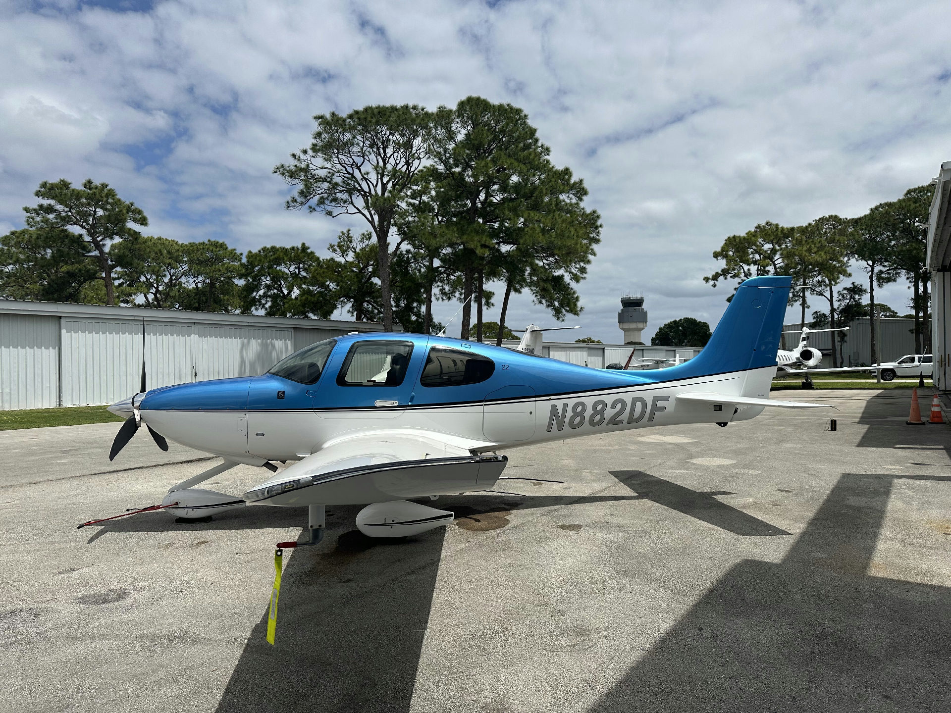 2017 Cirrus SR22 G6